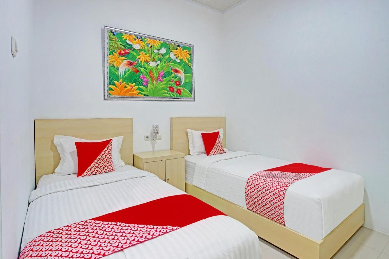 Oyo 90404 Pringombo Homestay 2 Syariah Bandar Lampung Exterior foto