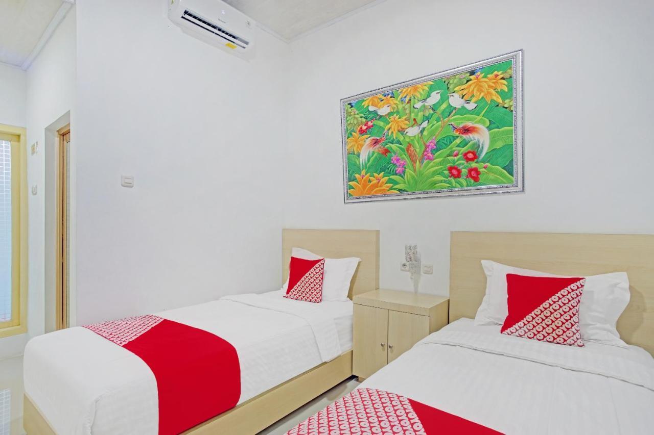 Oyo 90404 Pringombo Homestay 2 Syariah Bandar Lampung Exterior foto