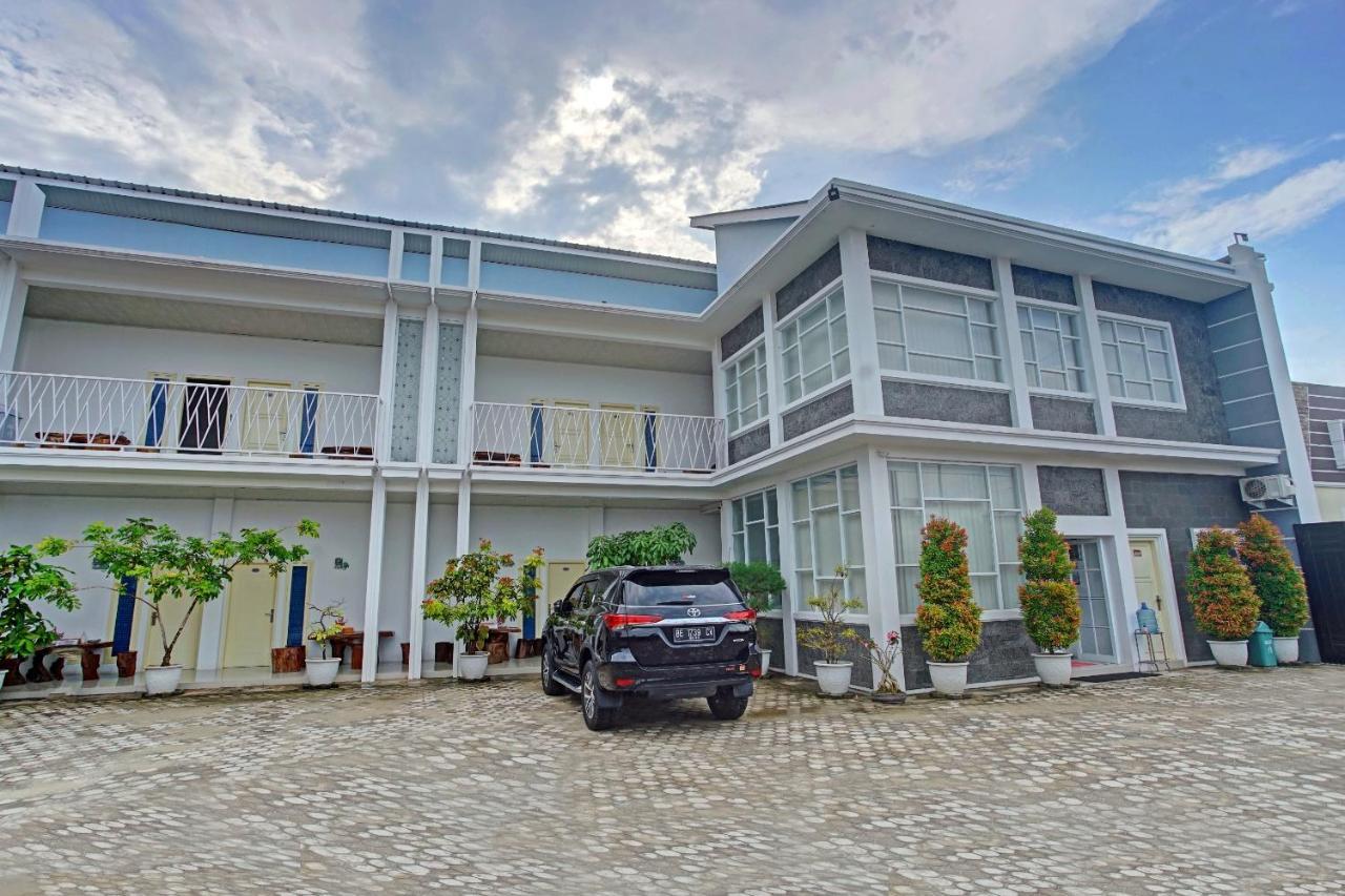 Oyo 90404 Pringombo Homestay 2 Syariah Bandar Lampung Exterior foto